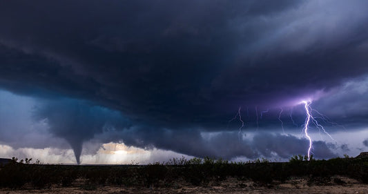 CANON - Storm Chasing